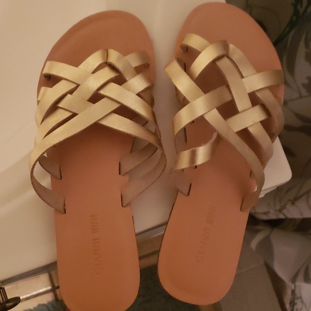 Gianni Bini Gold sandals
